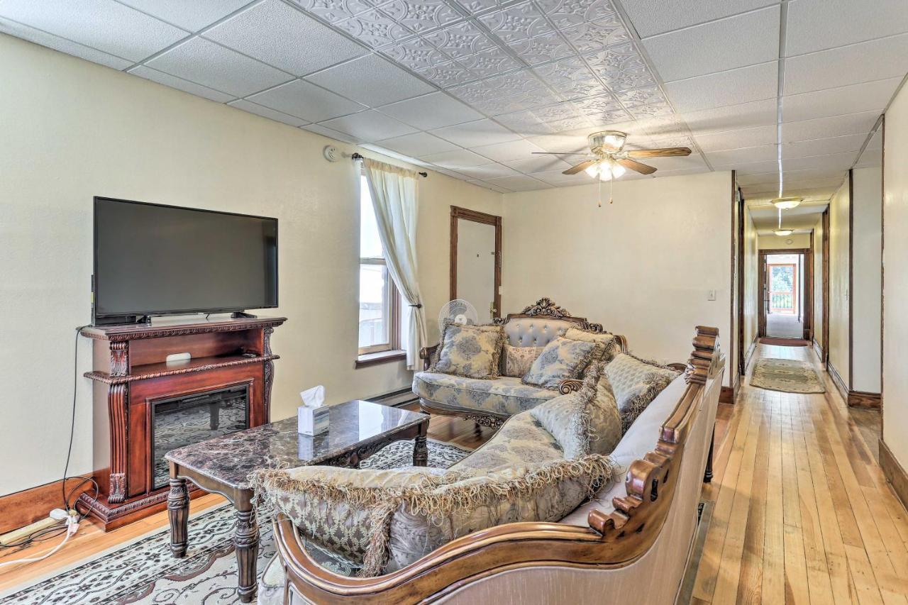 Custer Apt In Heart Of Town Shop, Dine, Hike Экстерьер фото